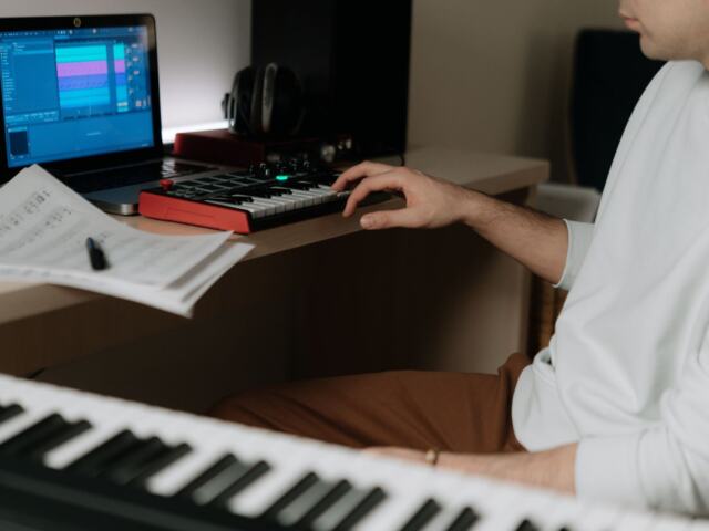 How to Learn Music Production: A Practical 90‑Day Roadmap for Beginners (2026)